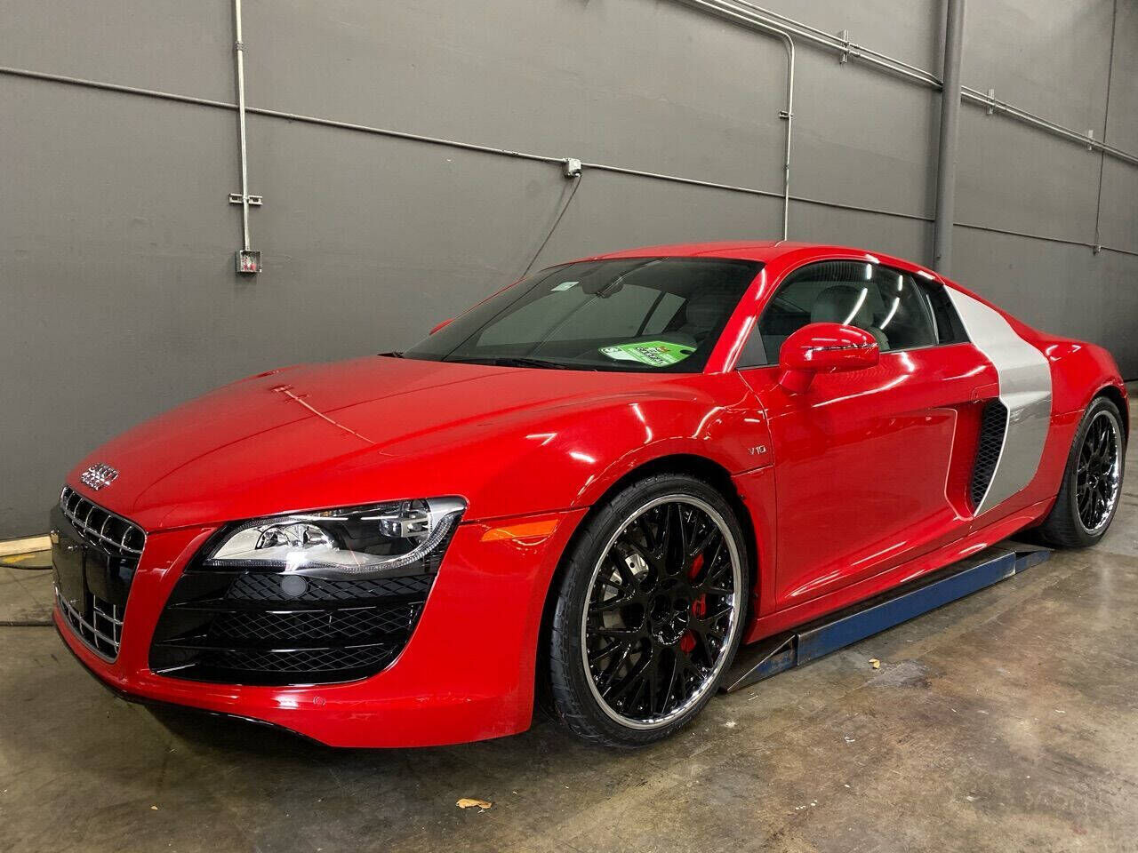 2011 AUDI R8