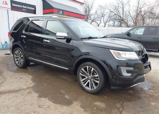2017 FORD Explorer