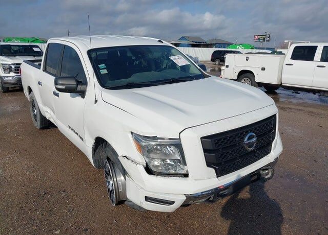 2020 NISSAN Titan