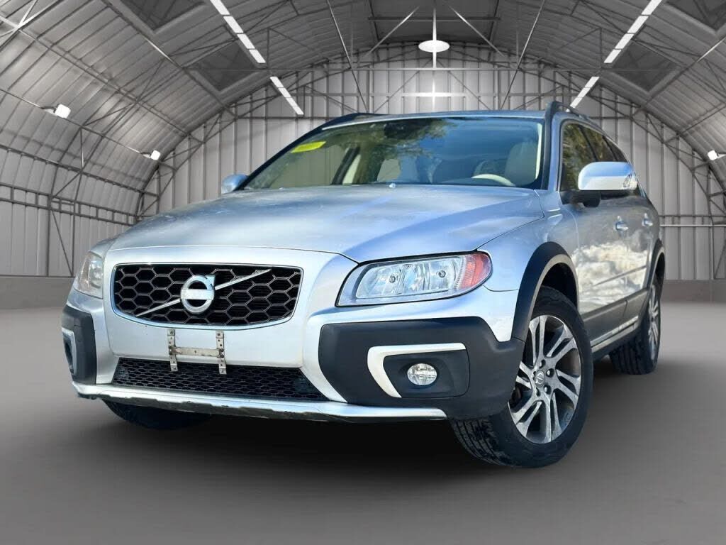 2015 VOLVO XC70