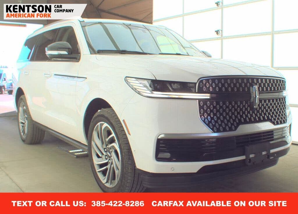 2025 LINCOLN Navigator