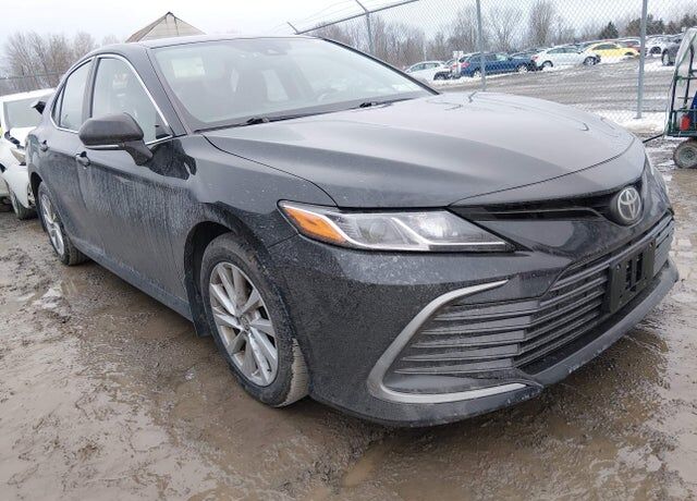 2021 TOYOTA Camry