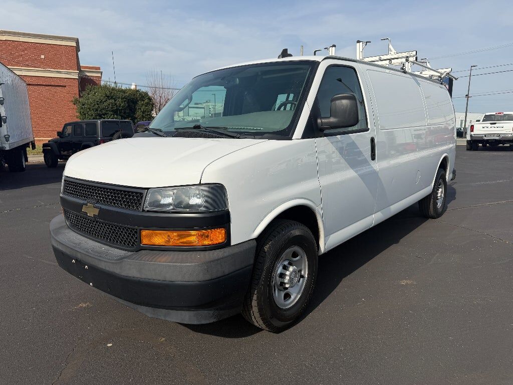 2019 CHEVROLET Express