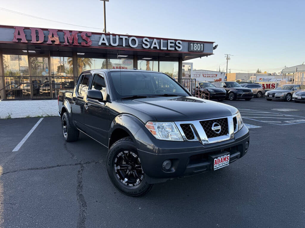 2012 NISSAN Frontier