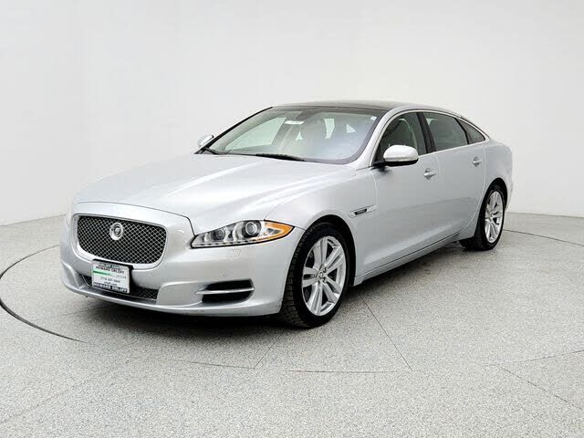 2012 JAGUAR XJ