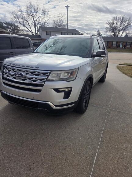 2019 FORD Explorer