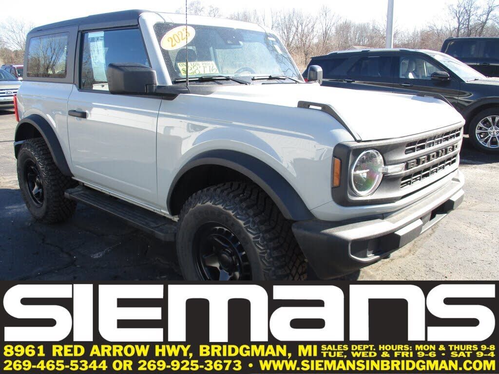 2023 FORD Bronco