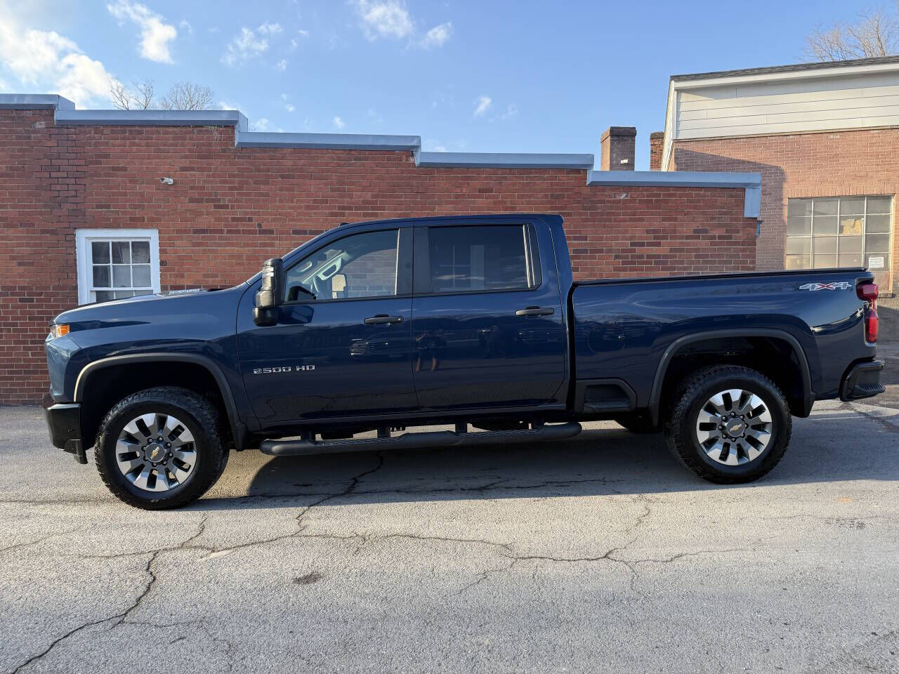 2023 CHEVROLET Silverado HD