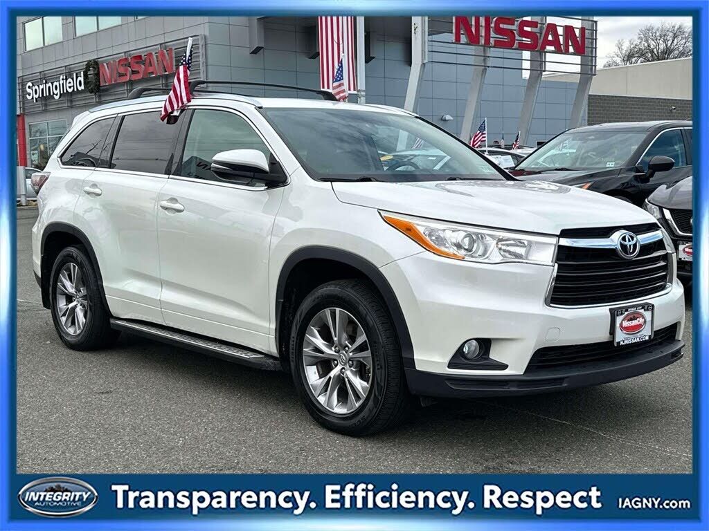 2015 TOYOTA Highlander