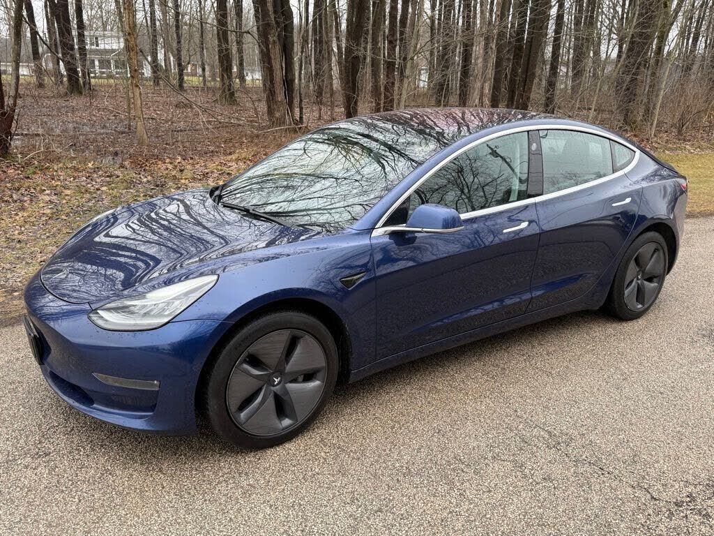 2018 TESLA Model 3