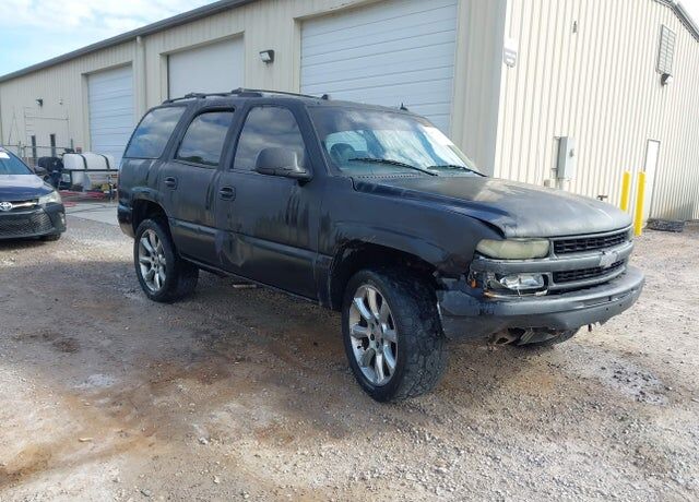 2004 CHEVROLET Tahoe