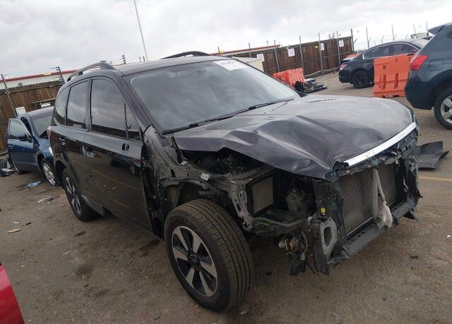 2018 SUBARU Forester