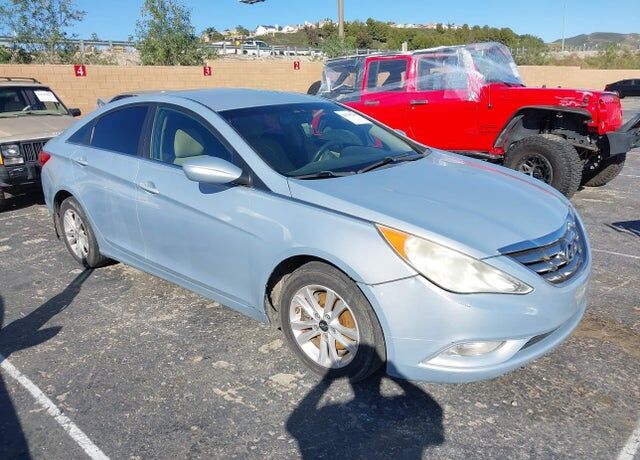 2011 HYUNDAI Sonata