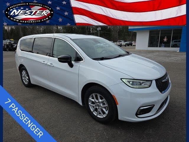 2024 CHRYSLER Pacifica