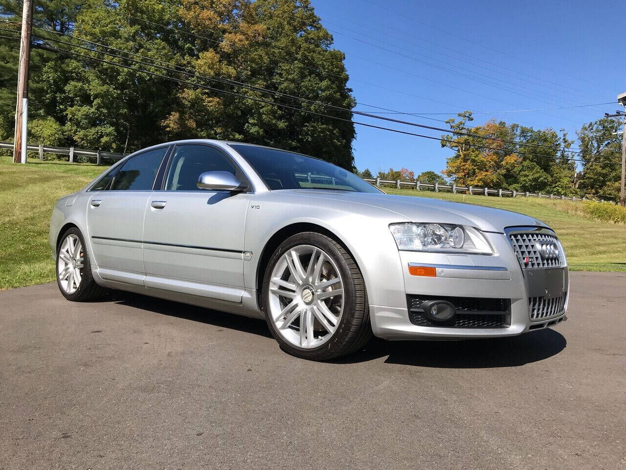 2007 AUDI S8