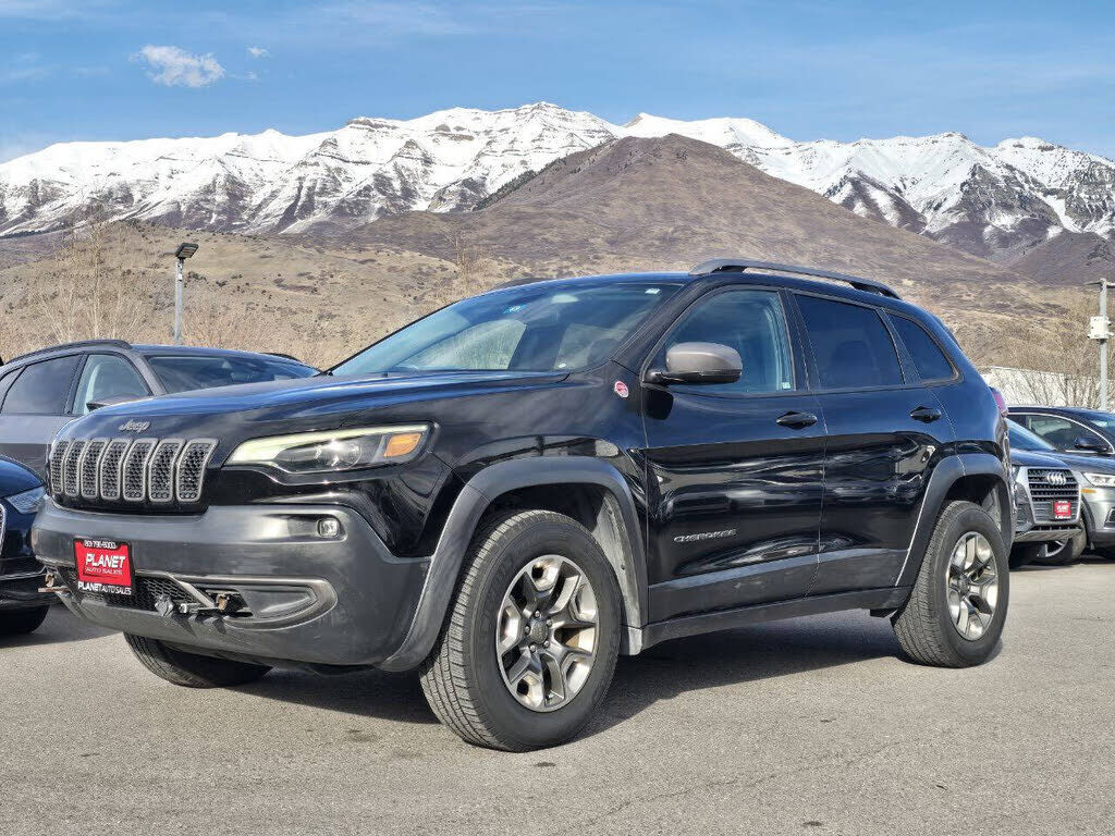 2019 JEEP Cherokee