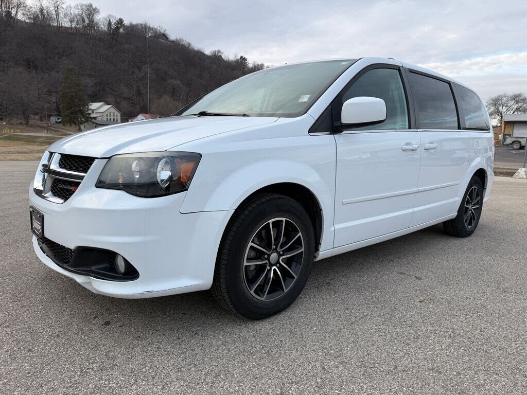 2017 DODGE Grand Caravan