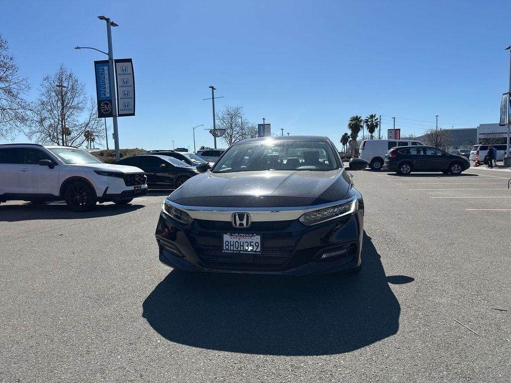 2018 HONDA Accord