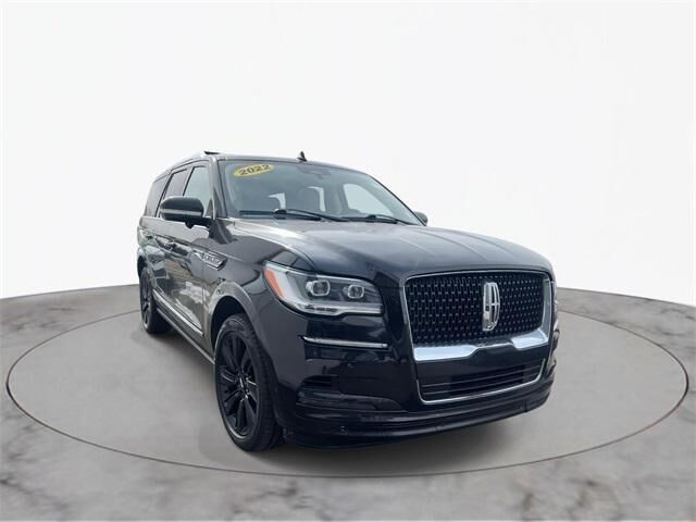 2022 LINCOLN Navigator