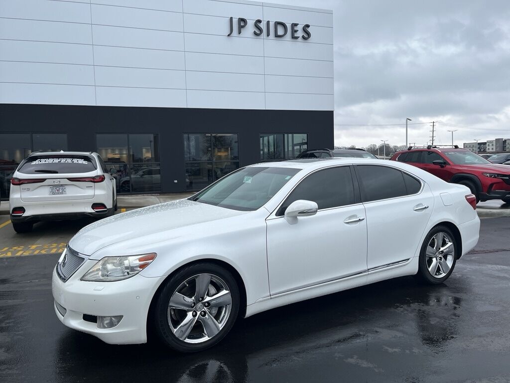 2011 LEXUS LS