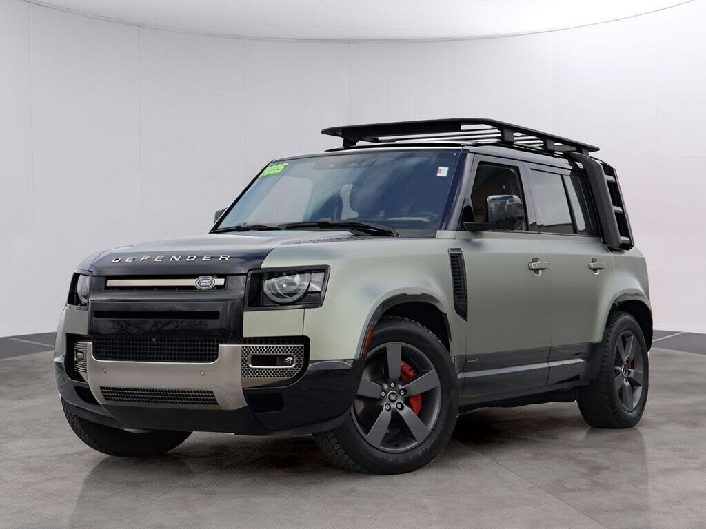 2025 LAND ROVER Defender