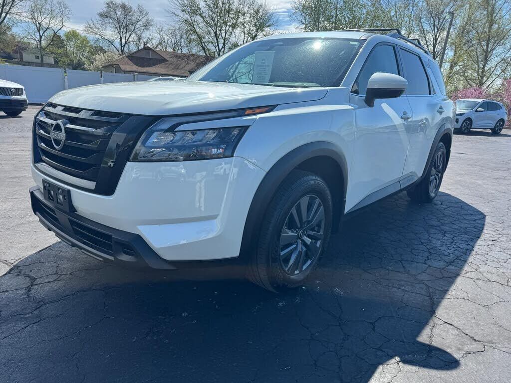 2024 NISSAN Pathfinder