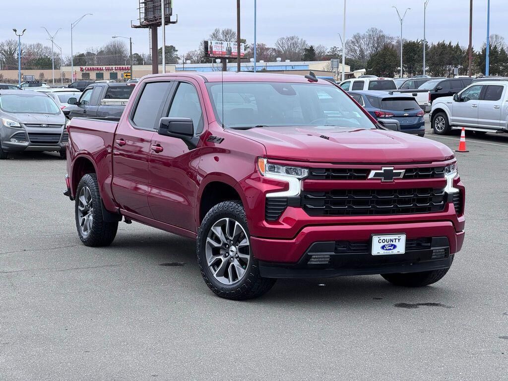 2024 CHEVROLET Silverado