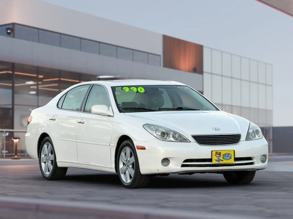 Lexus ES