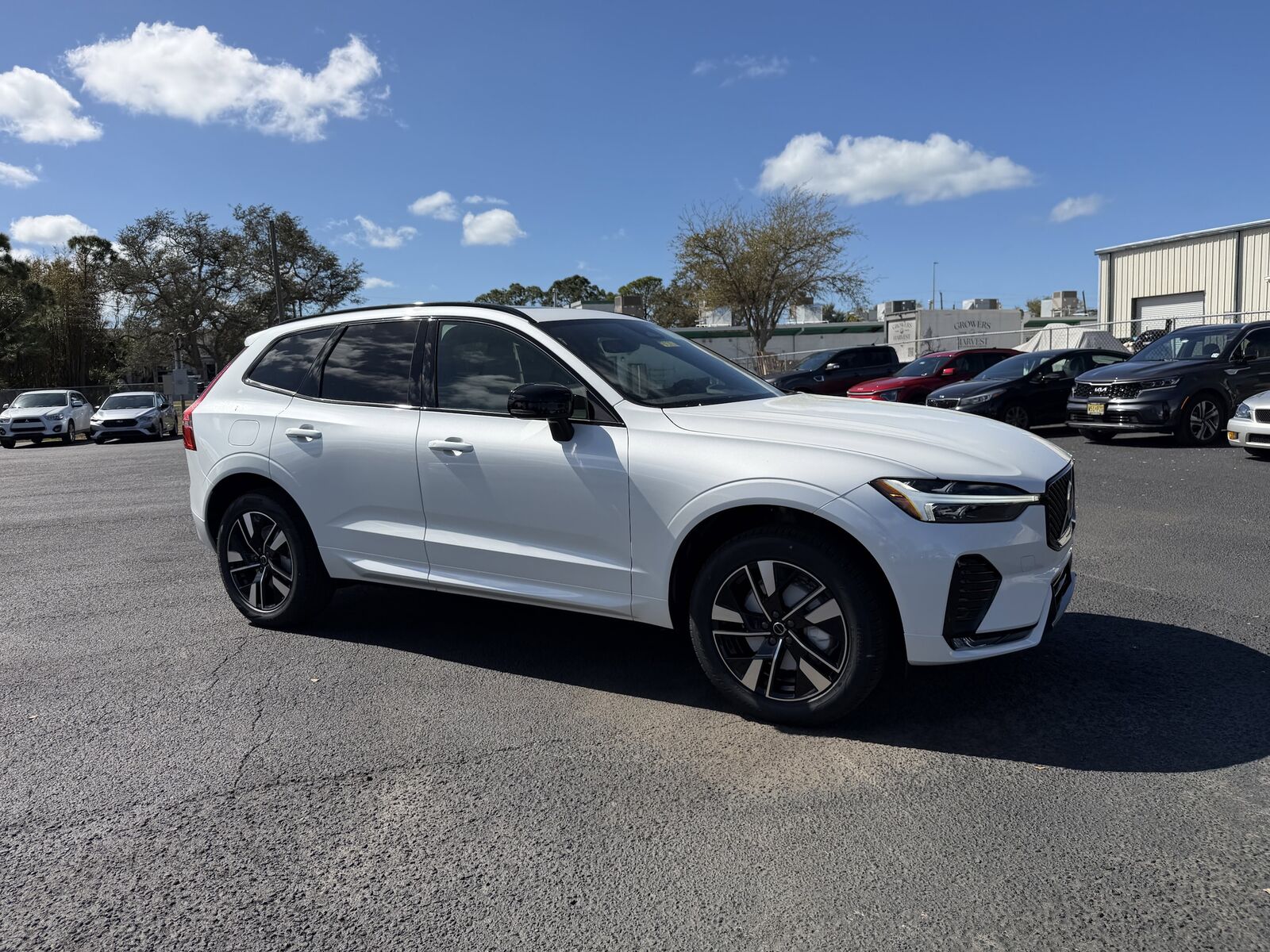 2026 VOLVO XC60