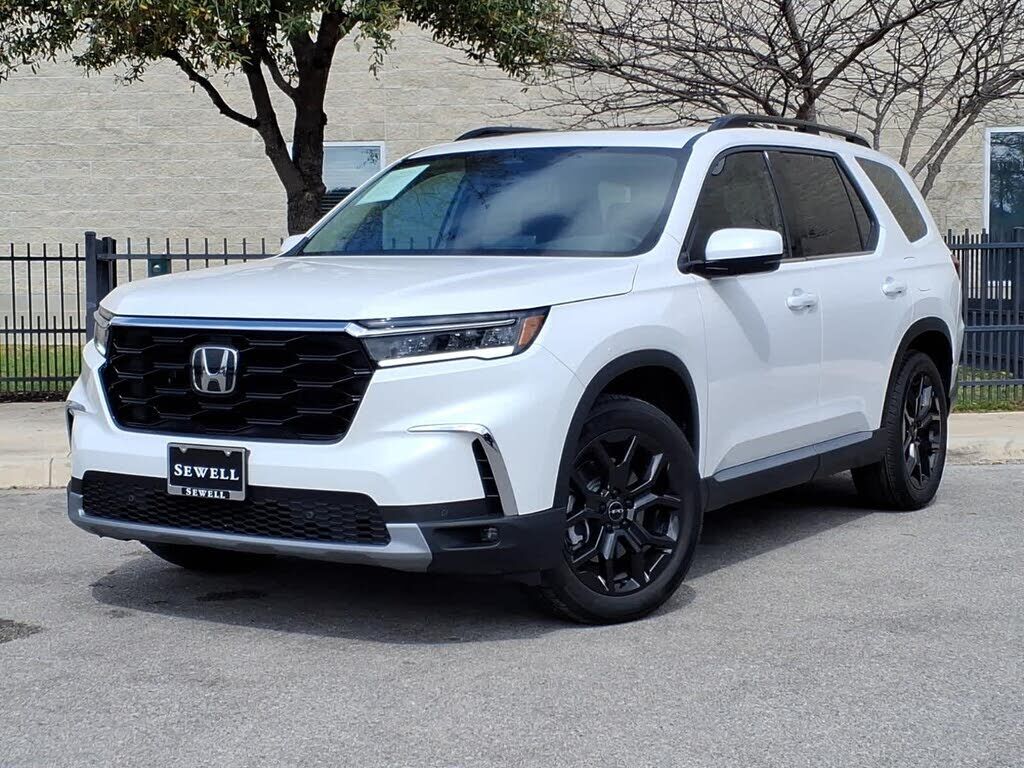 2025 HONDA Pilot