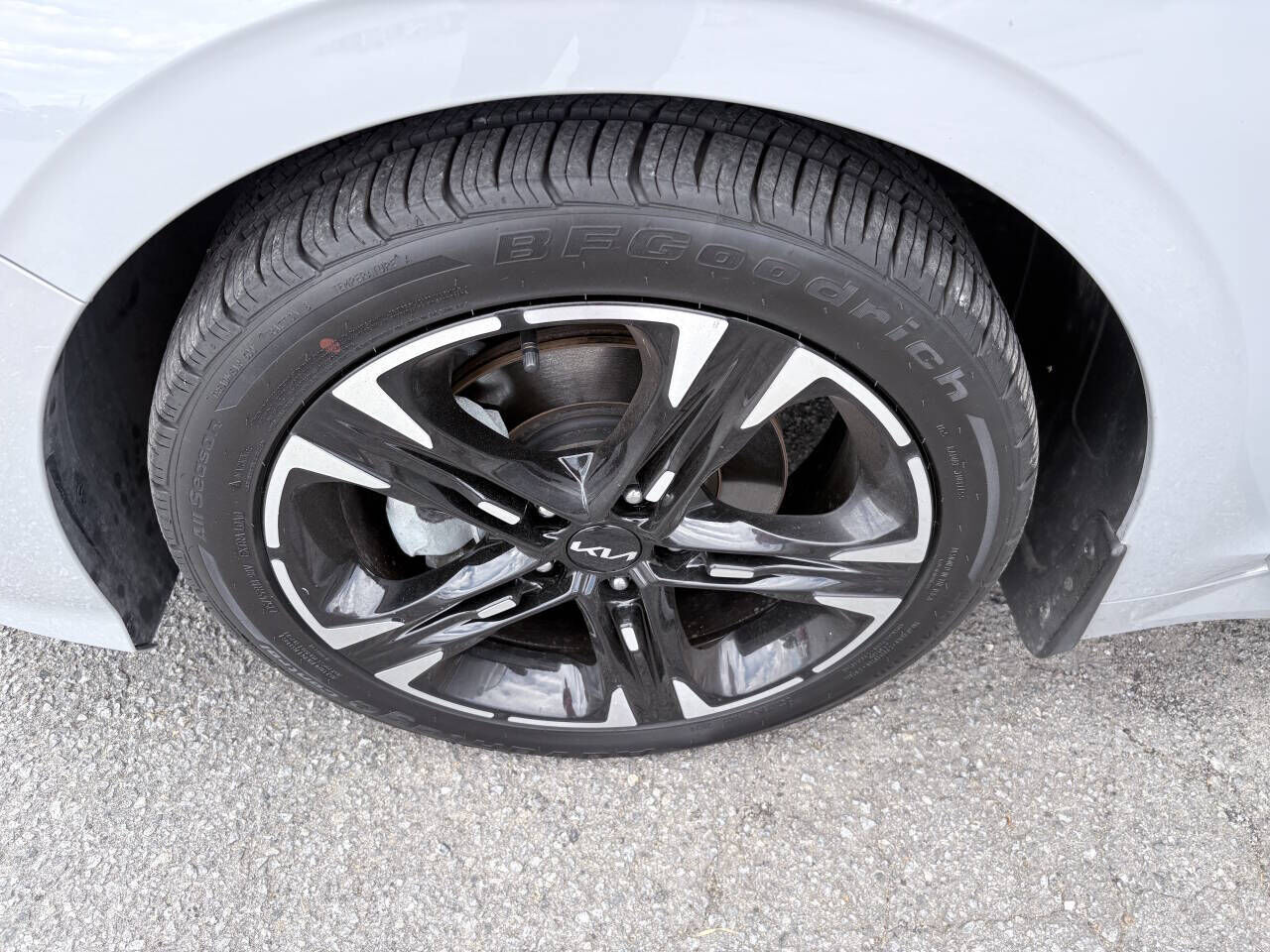 2023 KIA K5