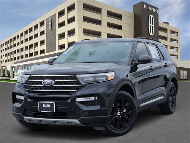 2023 FORD Explorer