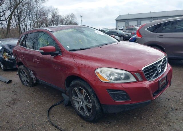 2011 VOLVO XC60