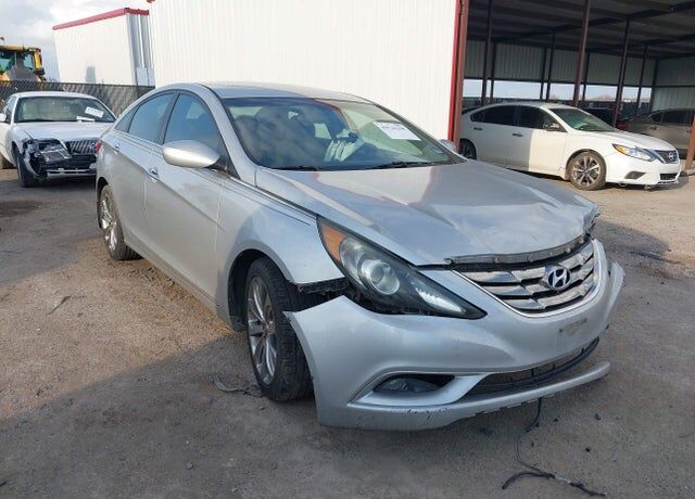 2013 HYUNDAI Sonata