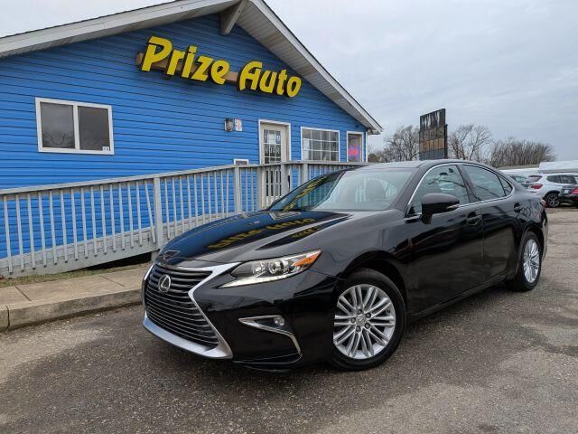 2016 LEXUS ES