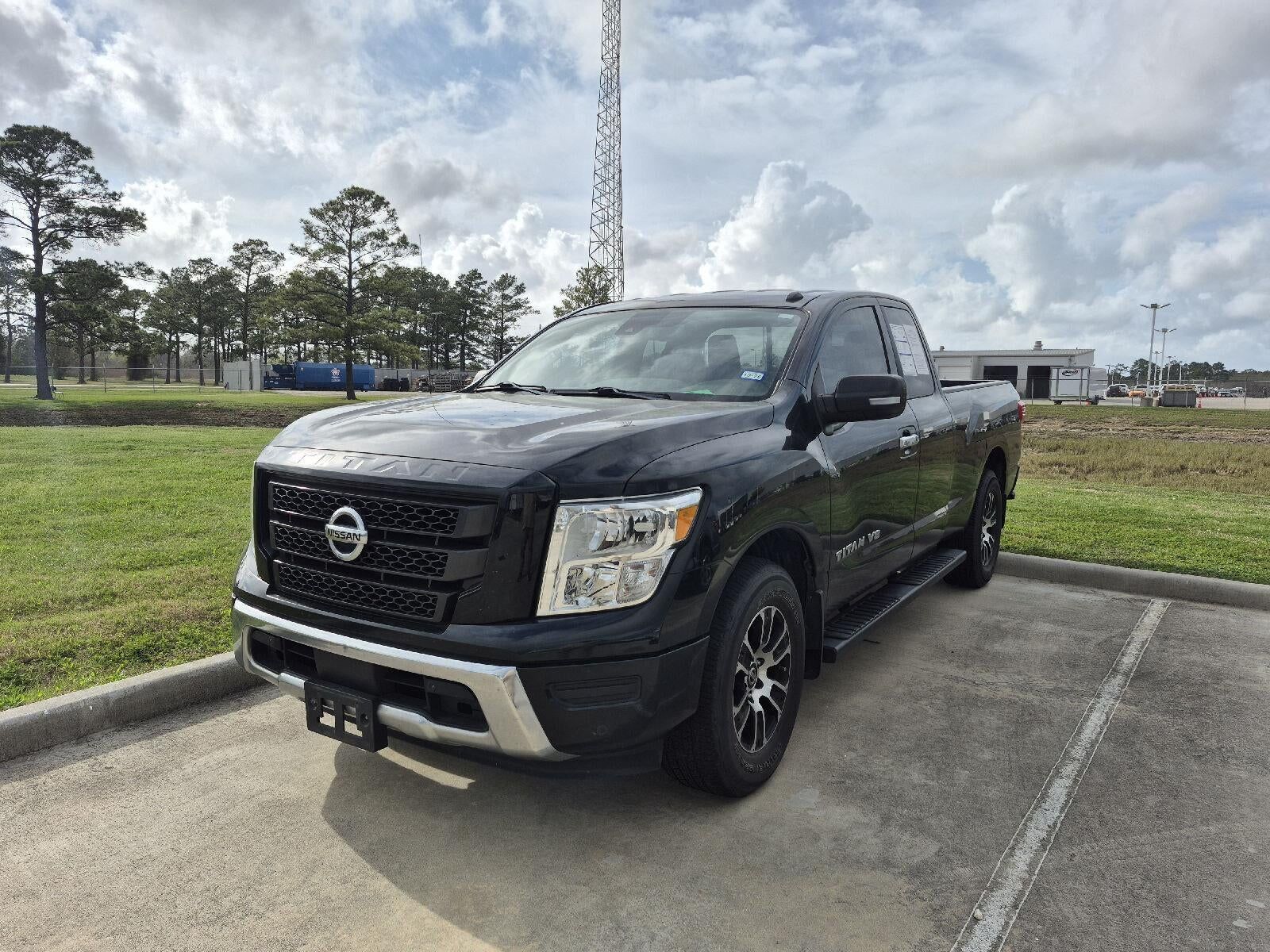 2020 NISSAN Titan