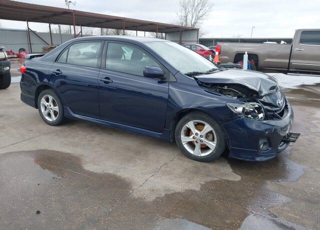2011 TOYOTA Corolla