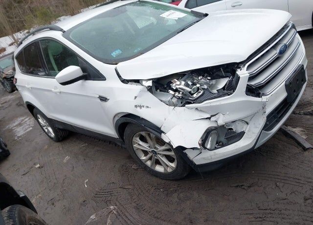 2017 FORD Escape
