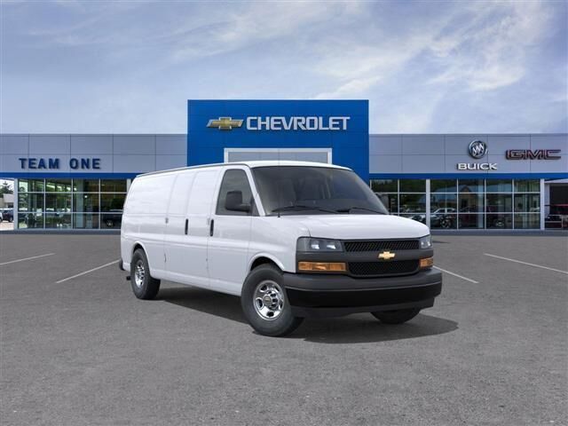 2026 CHEVROLET Express