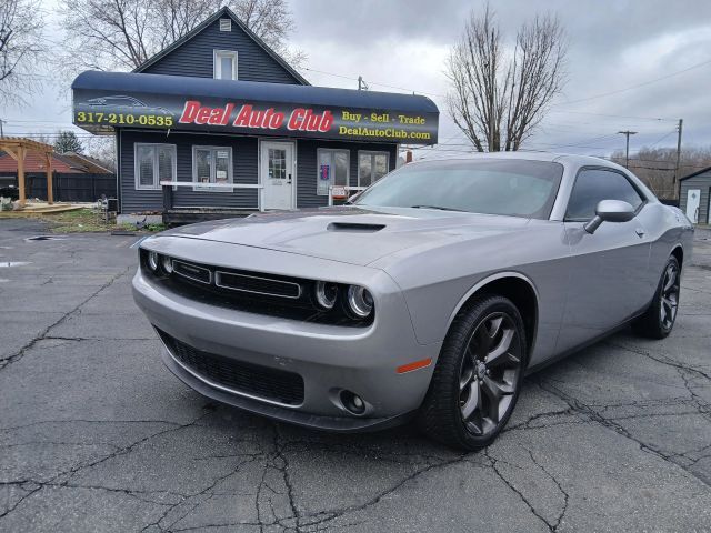 2017 DODGE Challenger