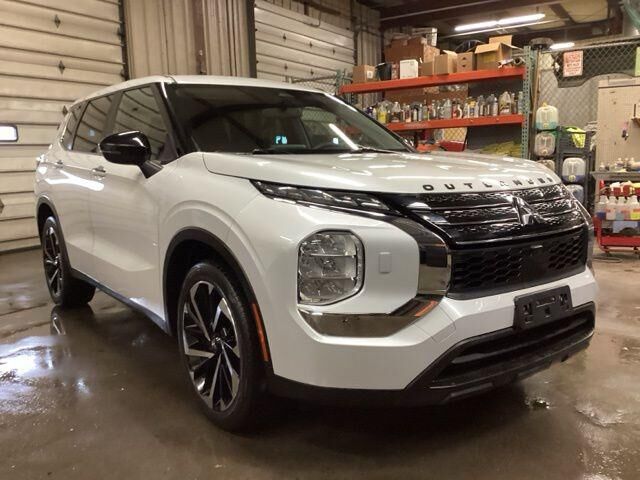 2022 Mitsubishi Outlander