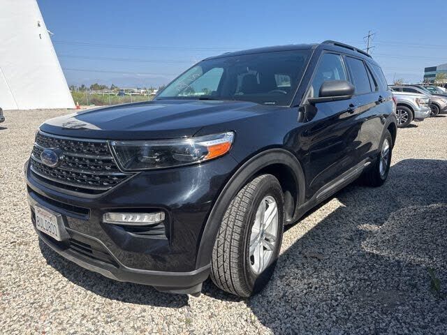 2021 FORD Explorer