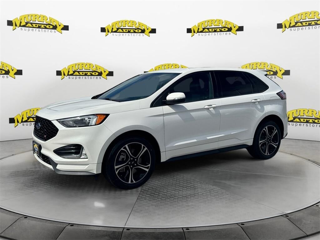 2023 FORD Edge