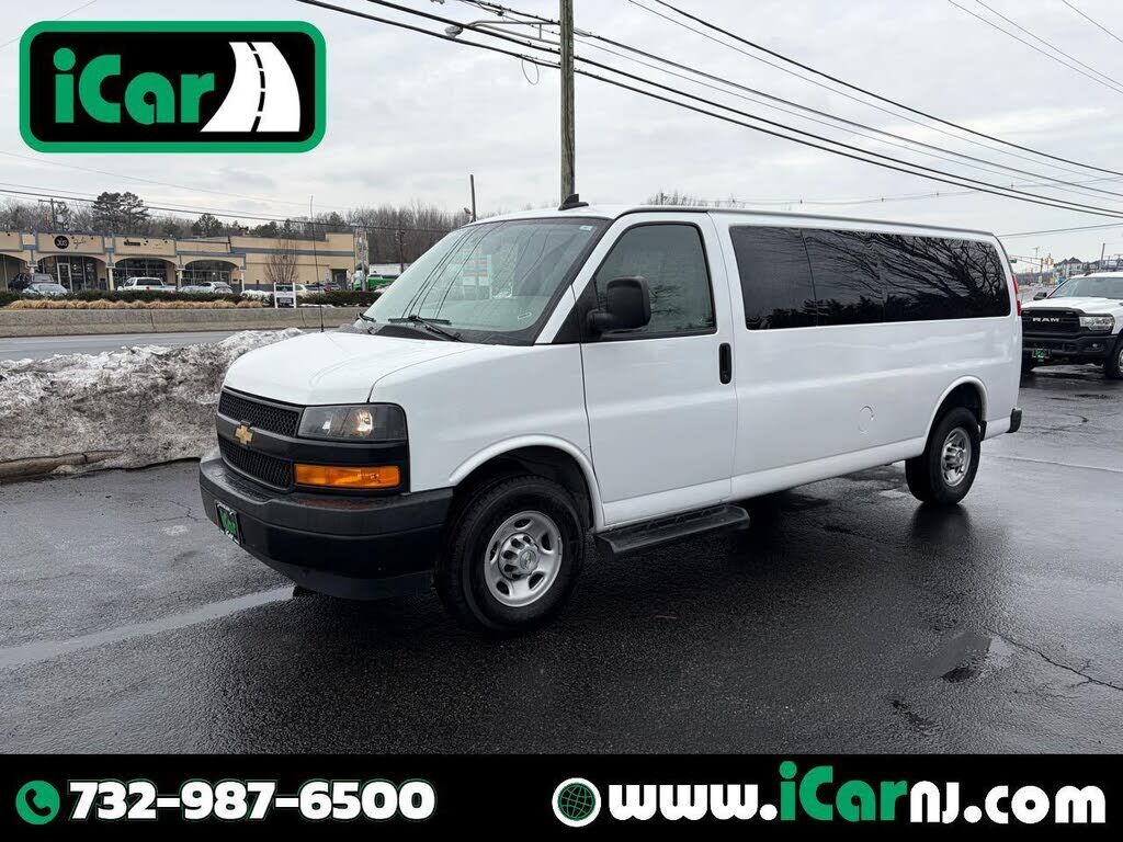 2023 CHEVROLET Express