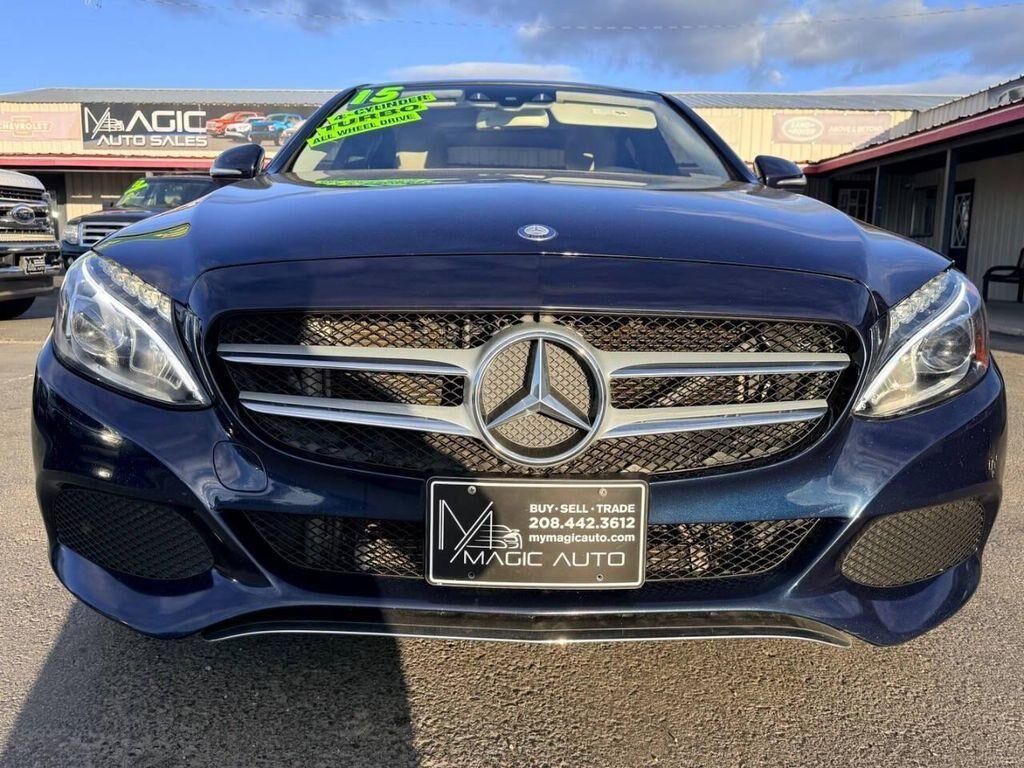 2015 MERCEDES-BENZ C-Class