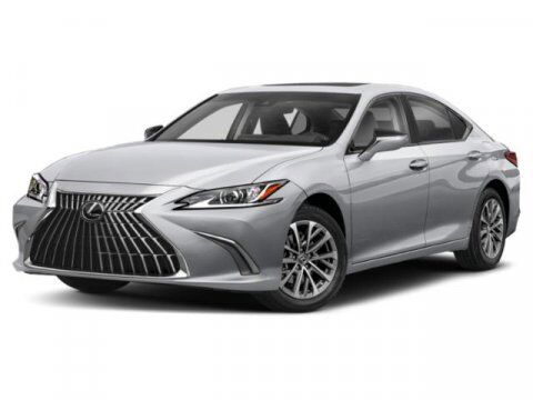 2024 LEXUS ES