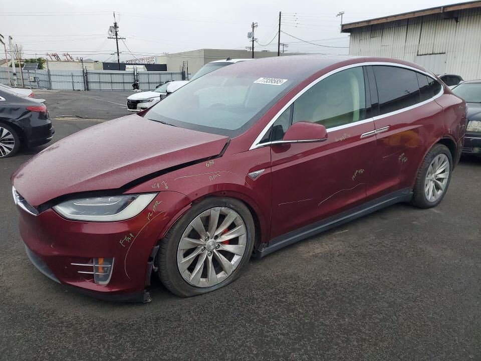 2016 TESLA Model X