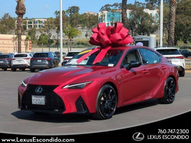 2025 LEXUS IS