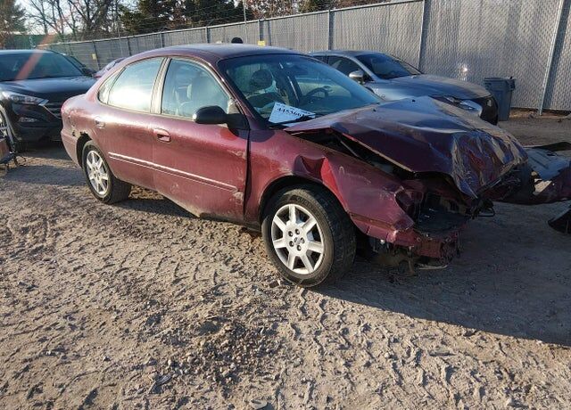 2005 FORD Taurus