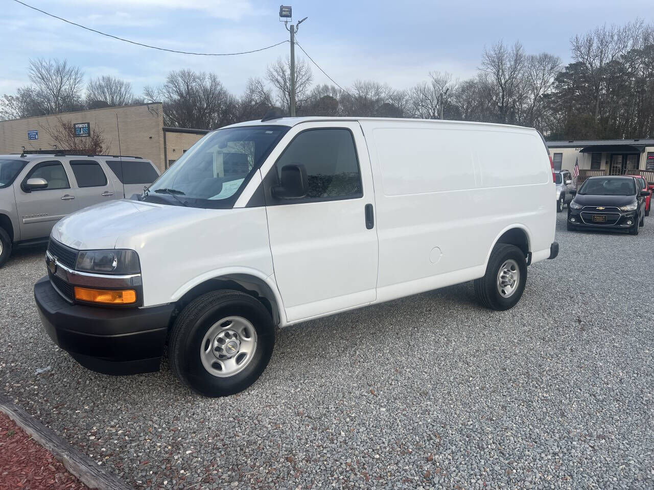 2024 CHEVROLET Express